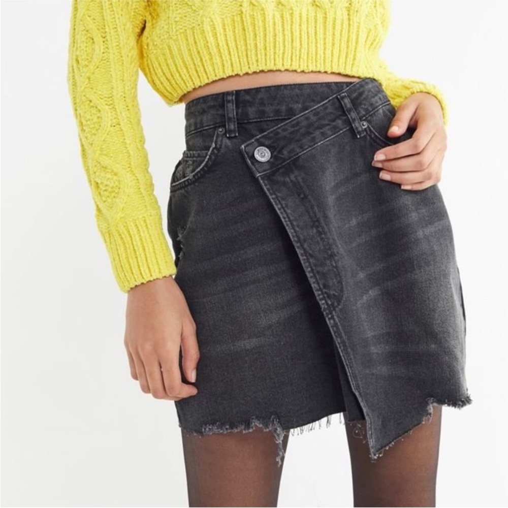BDG Urban Outfitters asymmetrical jean mini skirt